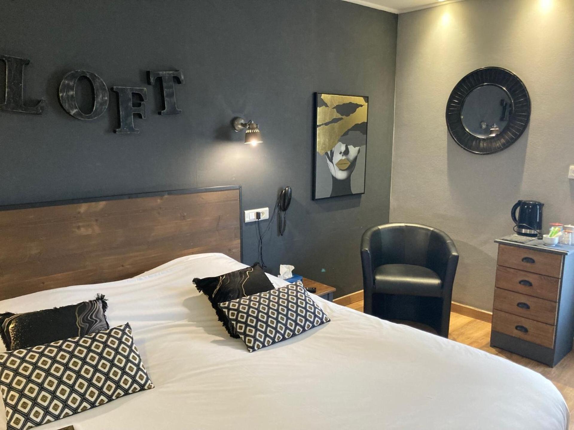 Hotel Des Argousiers อ็องเบลอเติซ ภายนอก รูปภาพ